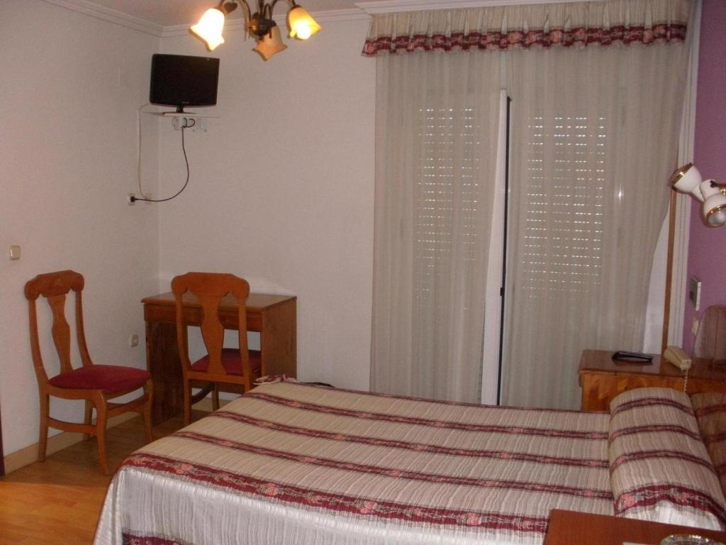 Hostal Virgen Del Villar ラグーナ・デ・ドゥエロ 部屋 写真