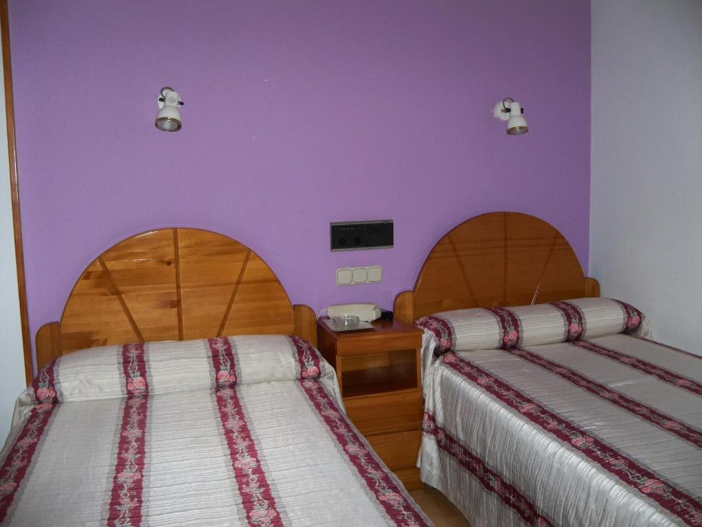 Hostal Virgen Del Villar ラグーナ・デ・ドゥエロ 部屋 写真