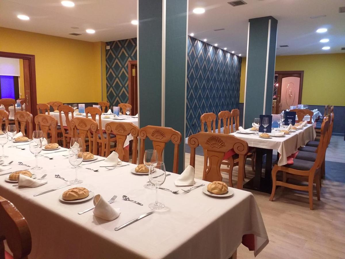 Hostal Virgen Del Villar ラグーナ・デ・ドゥエロ エクステリア 写真