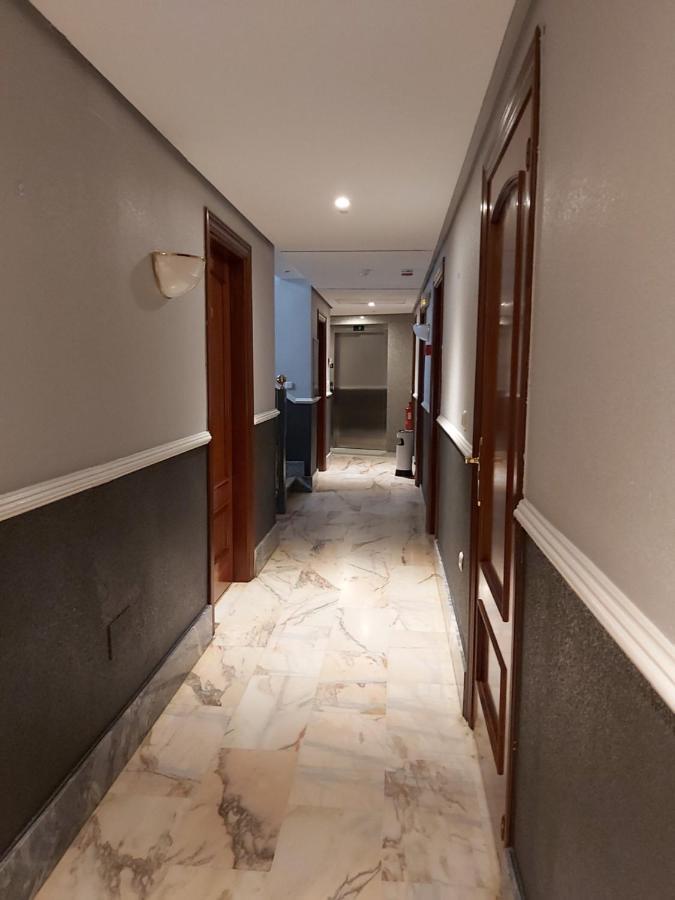 Hostal Virgen Del Villar ラグーナ・デ・ドゥエロ エクステリア 写真